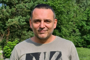 Бужанский: «Холод и темнота — что еще нужно человеку для того, чтобы быстрее сходить с ума от взрывов?»