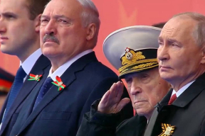 «Все-таки Путин выпросил у Трампа разрешение провести свой парад без участия делегации украинских дронов»