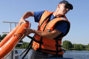 Латушко: «Лукашенко просто разрешил одним утопающим отдавать свои спасательные жилеты другим утопающим»